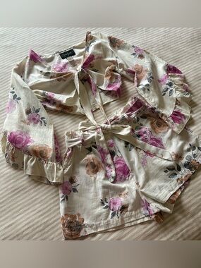 spoon jeans cotton/flax floral 2 piece shorts/top set / size large
